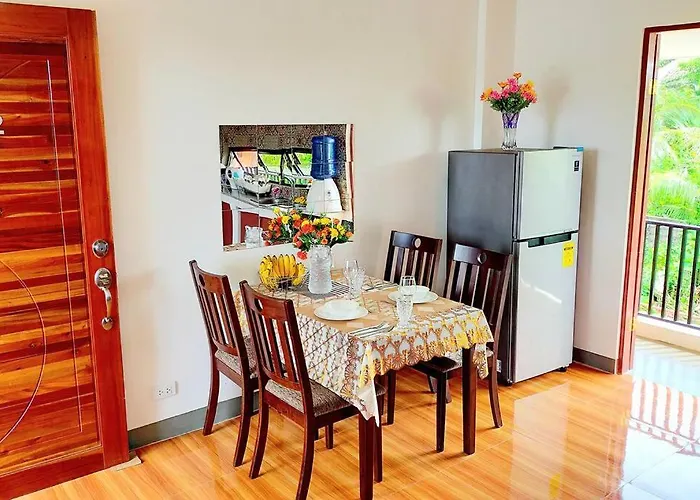 アパート Retreat To A Stylish Flat W/ Balcony + Garden View *