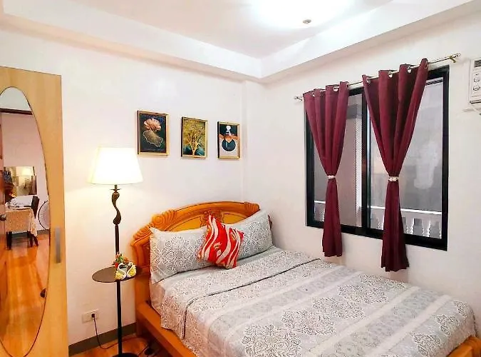 アパート Retreat To A Stylish Flat W/ Balcony + Garden View Liloan